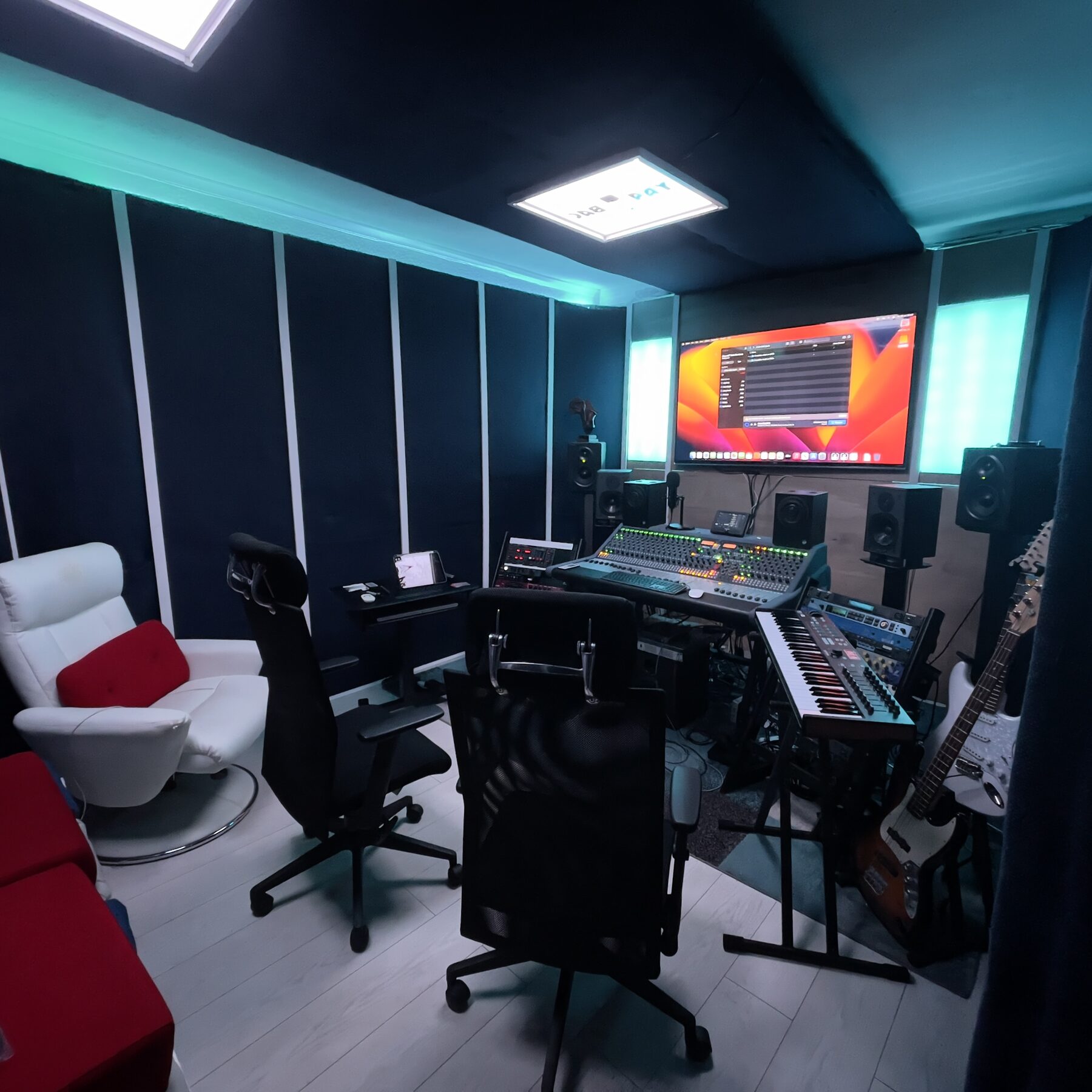 Bac Pay control room